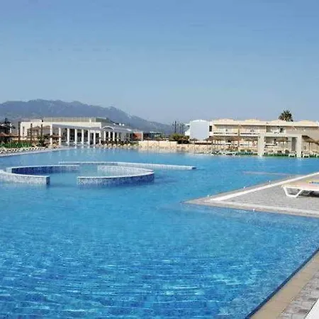 Hotel Blue Lagoon