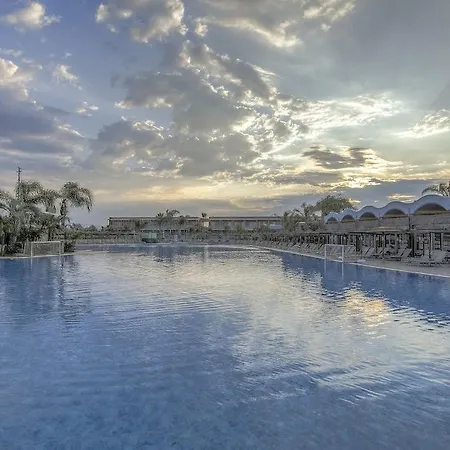 Blue Lagoon Hotel 5*