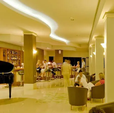 Blue Lagoon Hotel